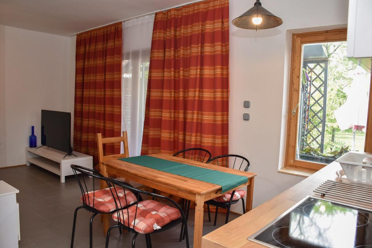 הוילה שיופוק Lenart House 2 מראה חיצוני תמונה